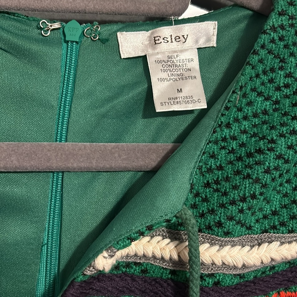NWT Esley knee length green dress with Pom Pom detail - Picture 2 of 4